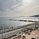 Апартаменти Infinity Blue Apartment-complex Carpe Diem - Free Parking *