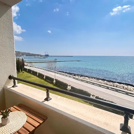 Infinity Blue Apartment-complex Carpe Diem - Free Parking * Balchik