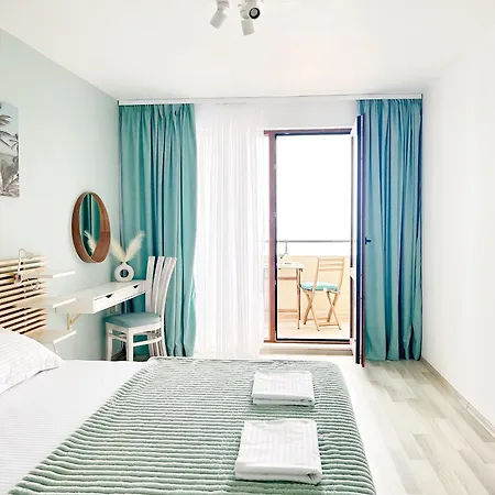 Infinity Blue Apartment-complex Carpe Diem - Free Parking * Μπαλτσίκ